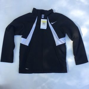 Boys Nike Jacket Size: Small